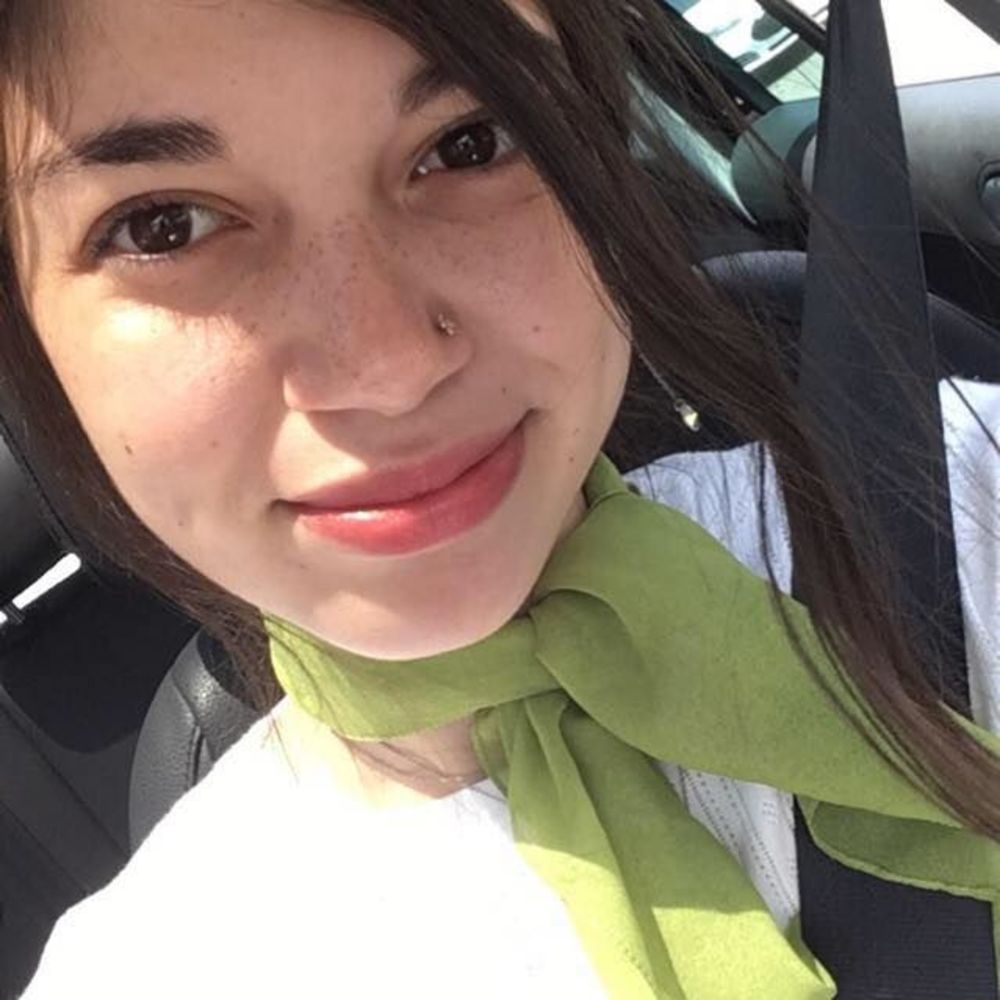 Meet your Posher, Izzy